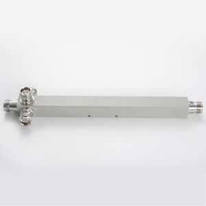 550-4000MHz 4.3-10 Female Low PIM 4 Way Power Splitter Reactive Design